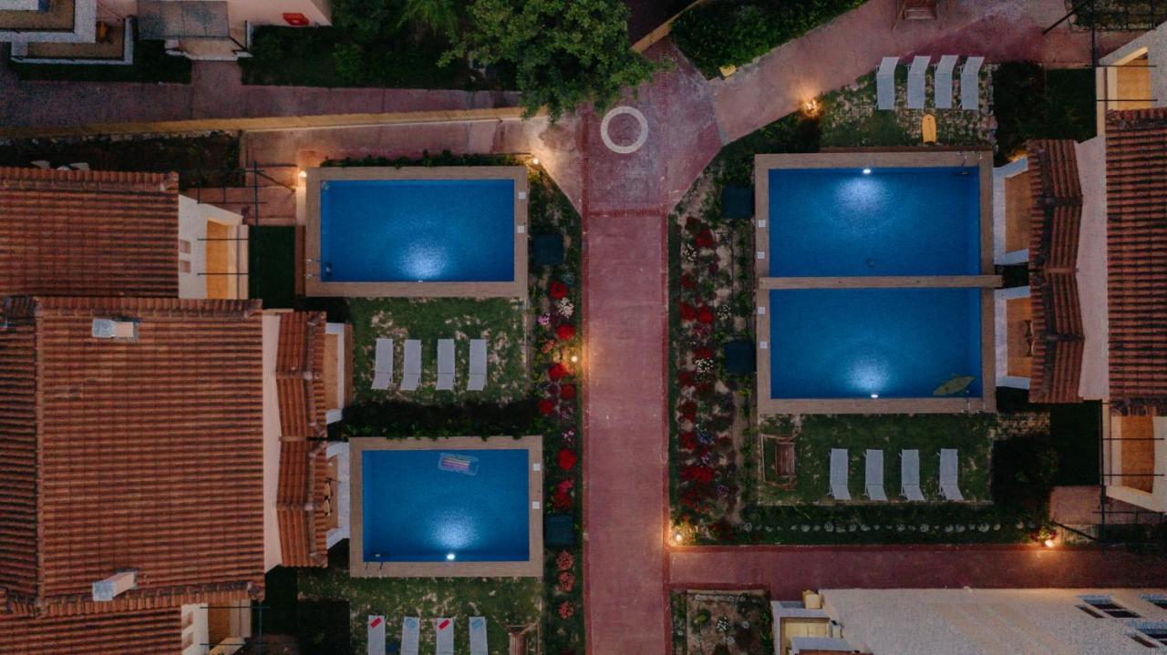 Corinthian Village Vraháti Kültér fotó